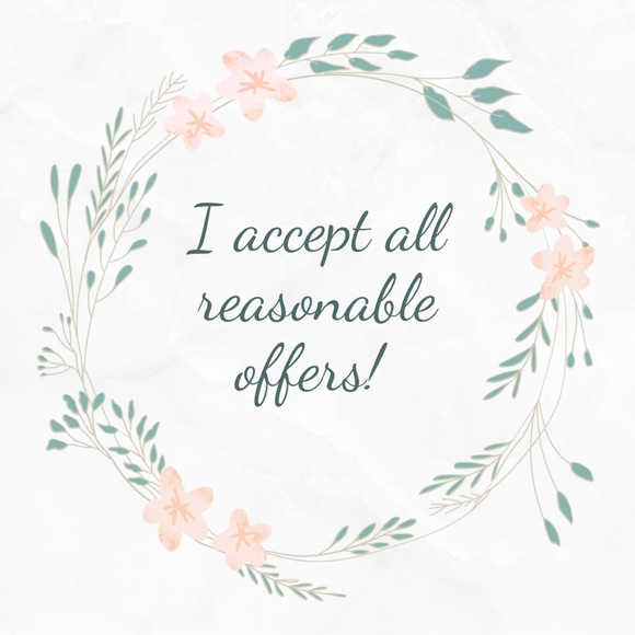 SamEdelman 0 - Picture 6 of 6